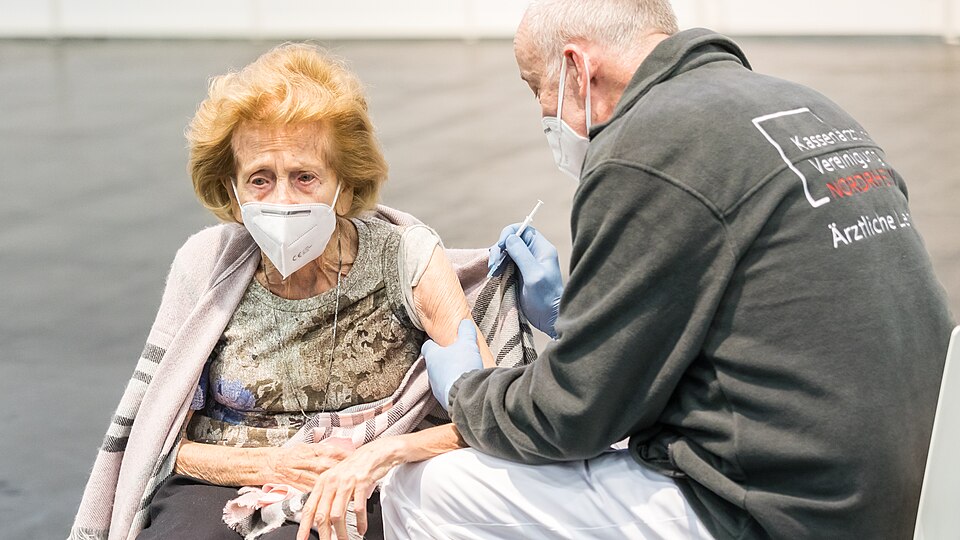 Bf8a339836ebc1d4cef718b1aae71211