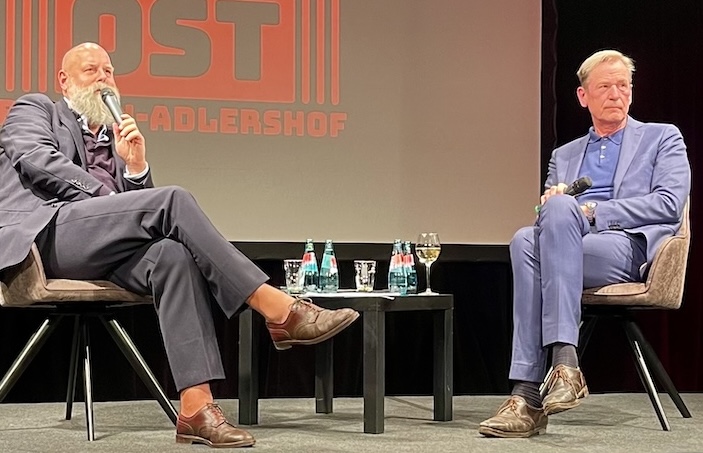 C87aed51a63e55eee01cde664c9053d3